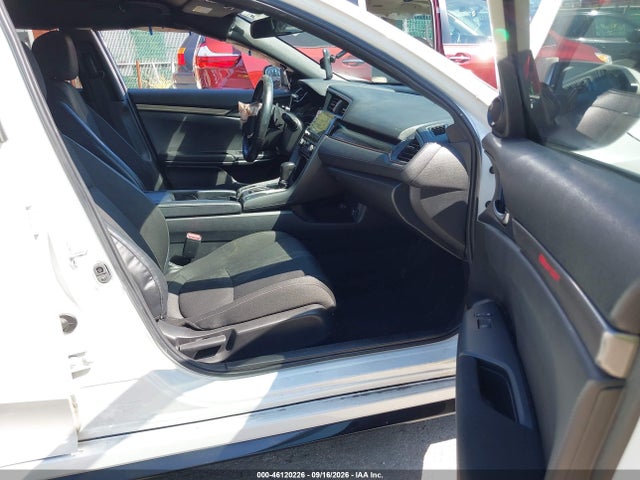 46120226 :رقم المزاد ، SHHFK7H42MU213414 vin ، 2021 Honda Civic Sport مزاد بيع