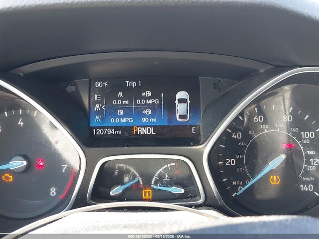 2018 Ford Focus Se მანქანა იყიდება აუქციონზე, vin: 1FADP3K2XJL207837, აუქციონის ნომერი: 46120262