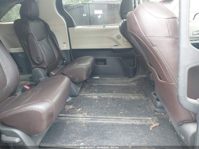 2021 Toyota Sienna Platinum მანქანა იყიდება აუქციონზე, vin: 5TDESKFC7MS029950, აუქციონის ნომერი: 46120271