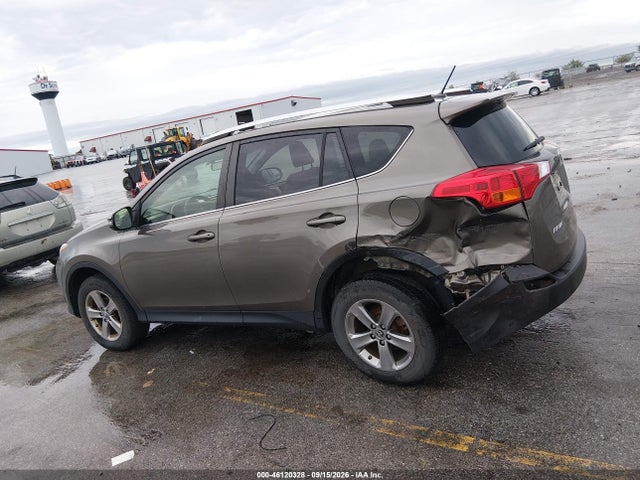 Продажа на аукционе авто 2015 Toyota Rav4 Xle, vin: JTMRFREVXFD157972, номер лота: 46120328