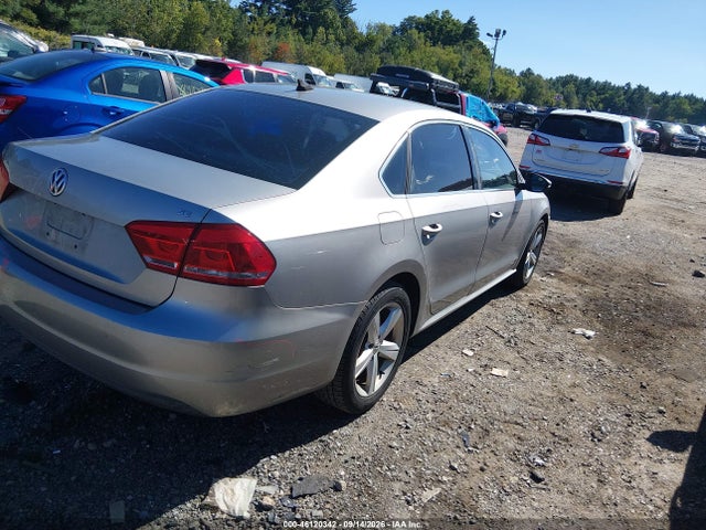 2012 Volkswagen Passat 2.5l Se მანქანა იყიდება აუქციონზე, vin: 1VWBP7A37CC052523, აუქციონის ნომერი: 46120342