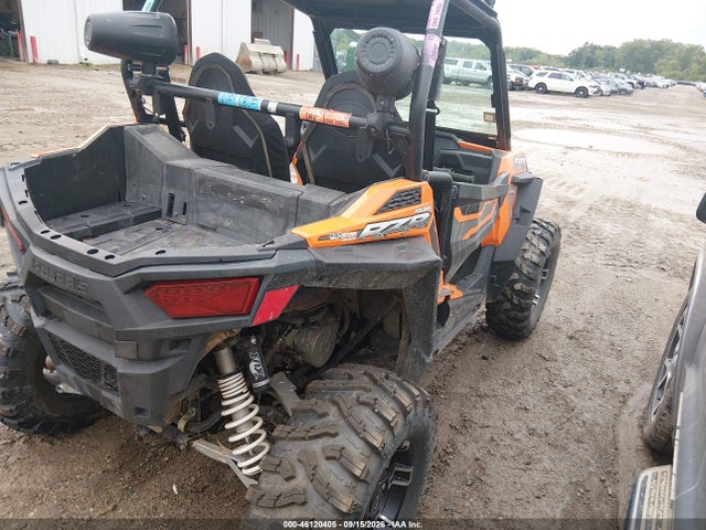 46120405 :رقم المزاد ، 3NSVBE877GH863133 vin ، 2016 Polaris Rzr S 900 Eps مزاد بيع