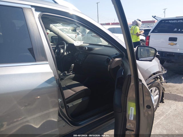 Продаж на аукціоні авто 2018 Nissan Rogue Sv, vin: KNMAT2MV8JP600030, номер лоту: 46120428