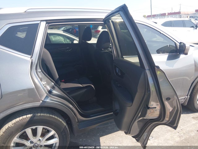 Продаж на аукціоні авто 2018 Nissan Rogue Sv, vin: KNMAT2MV8JP600030, номер лоту: 46120428