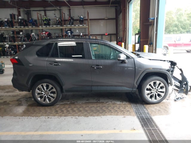 Продажа на аукционе авто 2022 Toyota Rav4 Xle Premium, vin: 2T3A1RFV9NC310029, номер лота: 46120450
