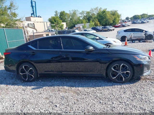 46120466 :رقم المزاد ، 1N4BL4CV2PN363675 vin ، 2023 Nissan Altima Sr Fwd مزاد بيع
