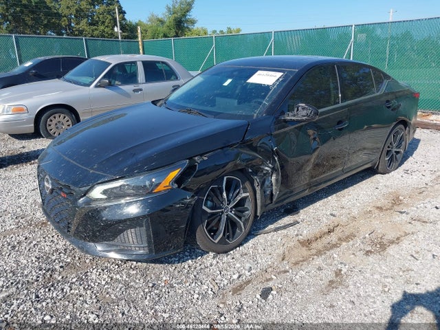 46120466 :رقم المزاد ، 1N4BL4CV2PN363675 vin ، 2023 Nissan Altima Sr Fwd مزاد بيع