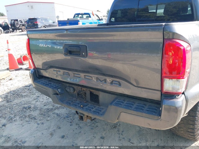 2018 Toyota Tacoma Dbl Cab/sr/trdspt/or/pro მანქანა იყიდება აუქციონზე, vin: 3TMCZ5AN7JM145139, აუქციონის ნომერი: 46120523