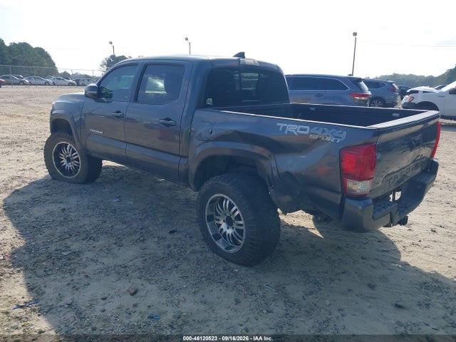 2018 Toyota Tacoma Dbl Cab/sr/trdspt/or/pro მანქანა იყიდება აუქციონზე, vin: 3TMCZ5AN7JM145139, აუქციონის ნომერი: 46120523