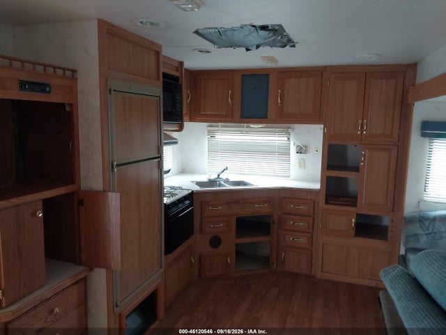 Aukcja sprzedaży 1997 Coachmen 297rks Catalina, vin: 1TC2B9184V1301856, numer aukcji: 46120546