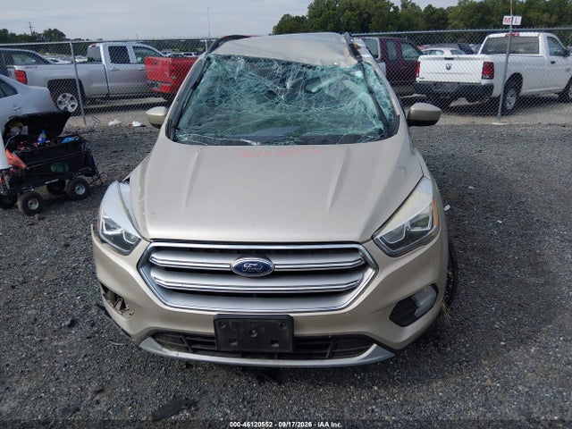 2017 Ford Escape Se მანქანა იყიდება აუქციონზე, vin: 1FMCU9G98HUE86972, აუქციონის ნომერი: 46120552
