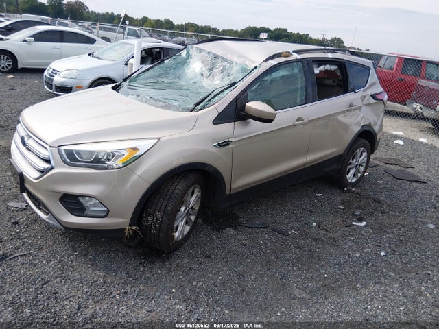 2017 Ford Escape Se მანქანა იყიდება აუქციონზე, vin: 1FMCU9G98HUE86972, აუქციონის ნომერი: 46120552