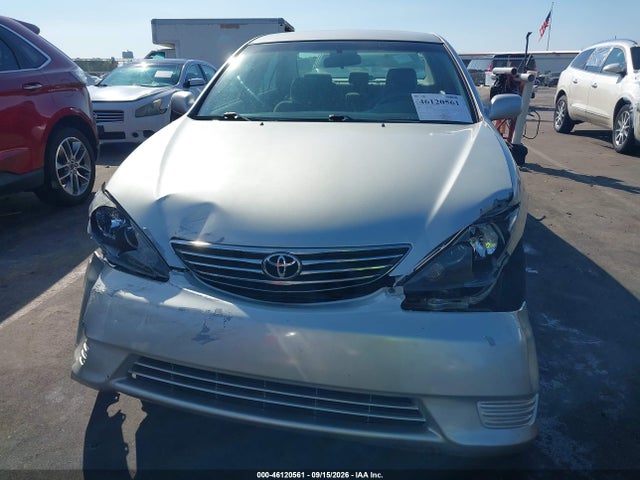 46120561 :رقم المزاد ، 4T1BE32K15U412076 vin ، 2005 Toyota Camry Le مزاد بيع