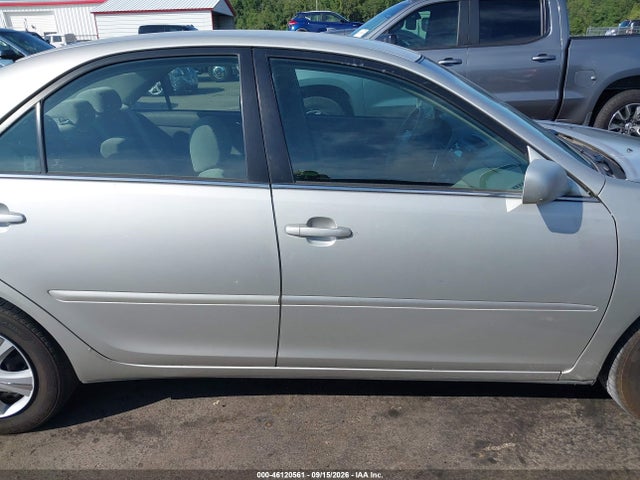 46120561 :رقم المزاد ، 4T1BE32K15U412076 vin ، 2005 Toyota Camry Le مزاد بيع