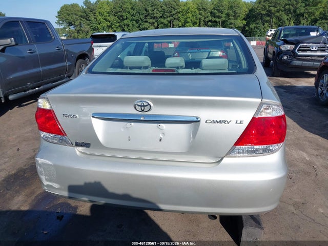 46120561 :رقم المزاد ، 4T1BE32K15U412076 vin ، 2005 Toyota Camry Le مزاد بيع