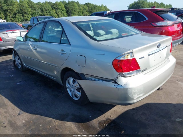 46120561 :رقم المزاد ، 4T1BE32K15U412076 vin ، 2005 Toyota Camry Le مزاد بيع