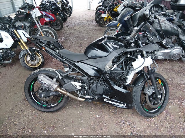 Продаж на аукціоні авто 2018 Kawasaki Ex400, vin: JKAEXKH18JDA12074, номер лоту: 46120603
