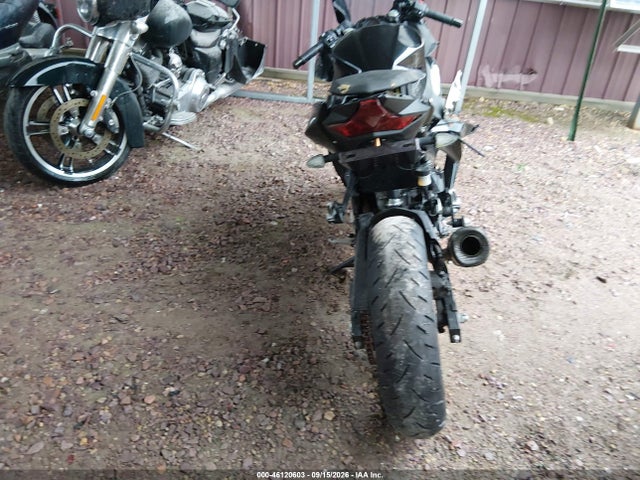 Продаж на аукціоні авто 2018 Kawasaki Ex400, vin: JKAEXKH18JDA12074, номер лоту: 46120603