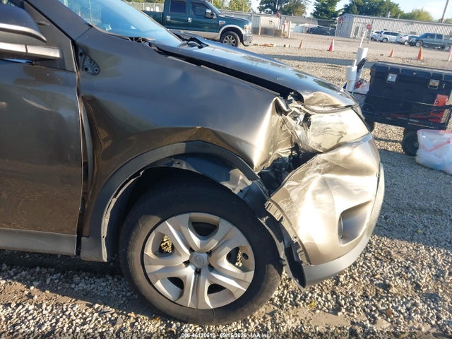2015 Toyota Rav4 Le მანქანა იყიდება აუქციონზე, vin: 2T3BFREV7FW313437, აუქციონის ნომერი: 46120610
