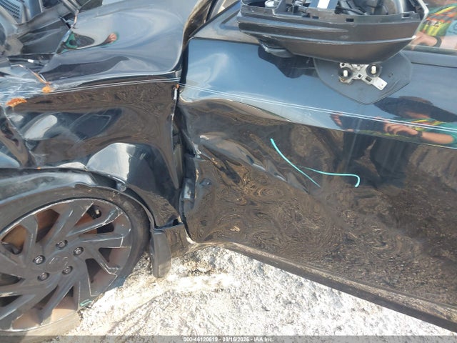 46120619 :رقم المزاد ، 19XFC2F79JE017390 vin ، 2018 Honda Civic Ex مزاد بيع