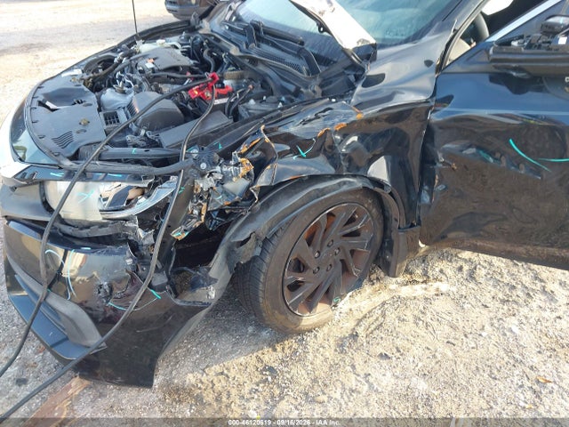 46120619 :رقم المزاد ، 19XFC2F79JE017390 vin ، 2018 Honda Civic Ex مزاد بيع