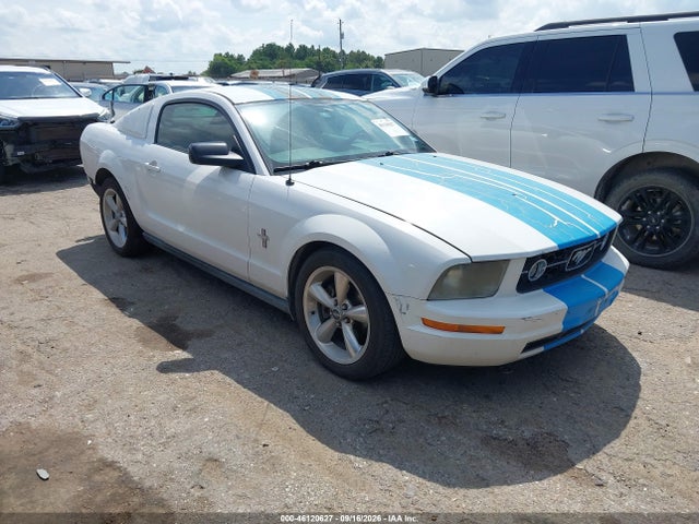 46120627 :رقم المزاد ، 1ZVFT80N865168232 vin ، 2006 Ford Mustang V6 مزاد بيع