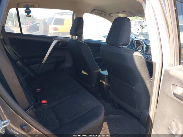 Toyota RAV4 LE 2014 2T3BFREV4EW219451 Image 8