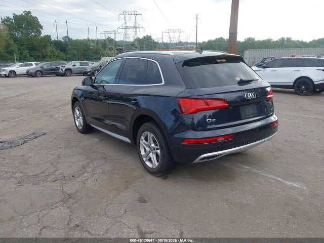 46120647 :رقم المزاد ، WA1ANAFY4K2097469 vin ، 2019 Audi Q5 45 Premium مزاد بيع