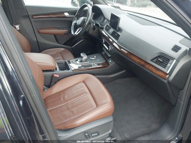 46120647 :رقم المزاد ، WA1ANAFY4K2097469 vin ، 2019 Audi Q5 45 Premium مزاد بيع
