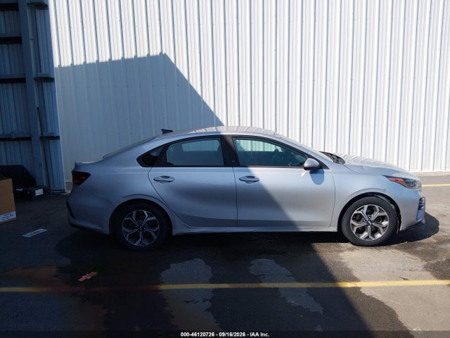 2019 Kia Forte Lxs მანქანა იყიდება აუქციონზე, vin: 3KPF24ADXKE006119, აუქციონის ნომერი: 46120726
