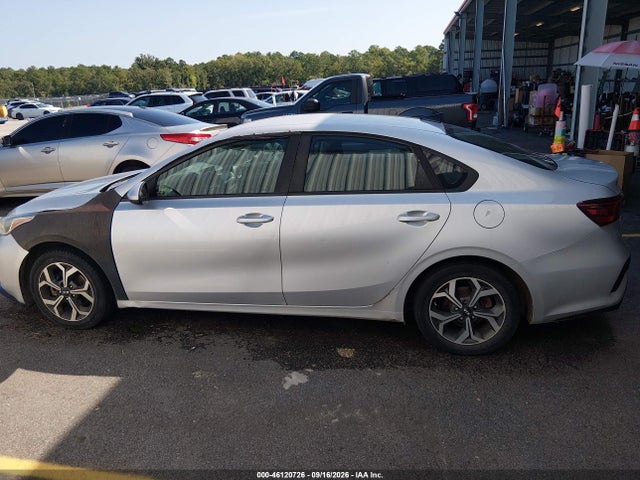 2019 Kia Forte Lxs მანქანა იყიდება აუქციონზე, vin: 3KPF24ADXKE006119, აუქციონის ნომერი: 46120726
