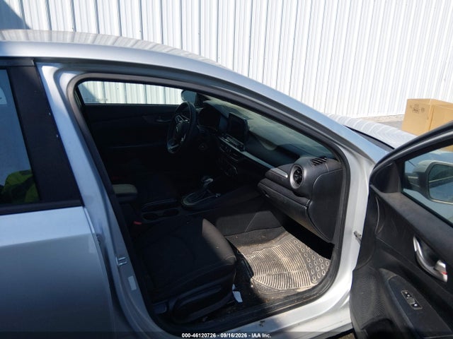 2019 Kia Forte Lxs მანქანა იყიდება აუქციონზე, vin: 3KPF24ADXKE006119, აუქციონის ნომერი: 46120726