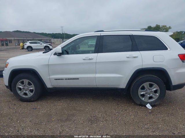 Продажа на аукционе авто 2017 Jeep Grand Cherokee Laredo 4x4, vin: 1C4RJFAG4HC912563, номер лота: 46120728