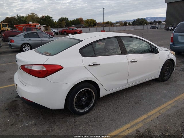 KIA FORTE LX 2016 KNAFK4A64G5575209 Image 4