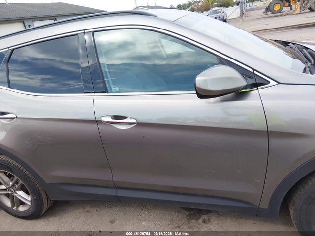 Продаж на аукціоні авто 2017 Hyundai Santa Fe Sport 2.4l, vin: 5XYZU3LB5HG426203, номер лоту: 46120754