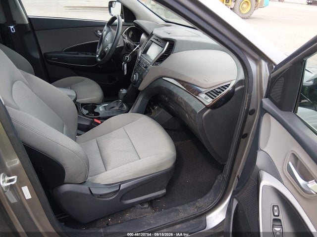 Продаж на аукціоні авто 2017 Hyundai Santa Fe Sport 2.4l, vin: 5XYZU3LB5HG426203, номер лоту: 46120754