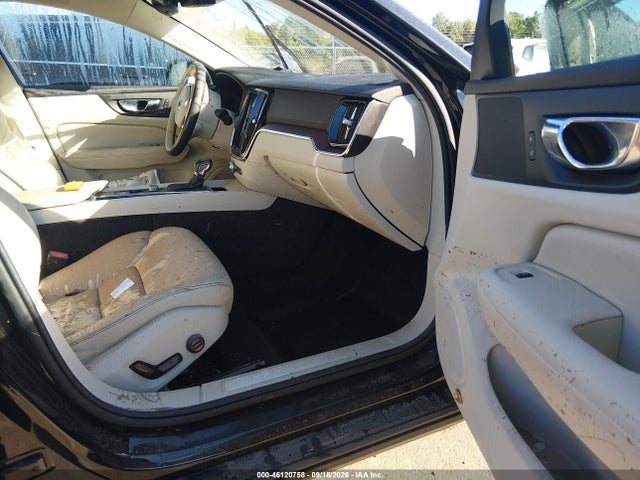 Aukcja sprzedaży 2021 Volvo S60 T6 Momentum, vin: 7JRA22TKXMG092238, numer aukcji: 46120758