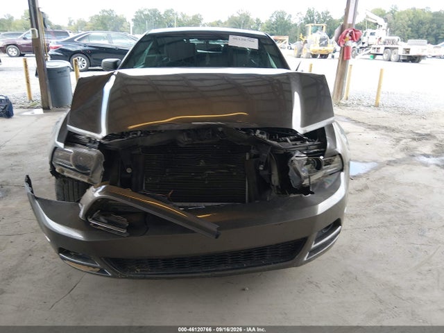 46120766 :رقم المزاد ، 1ZVBP8AM8E5313857 vin ، 2014 Ford Mustang V6 مزاد بيع