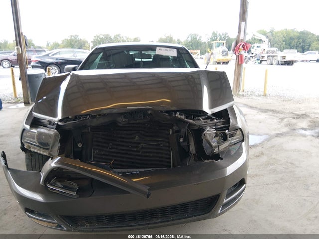46120766 :رقم المزاد ، 1ZVBP8AM8E5313857 vin ، 2014 Ford Mustang V6 مزاد بيع