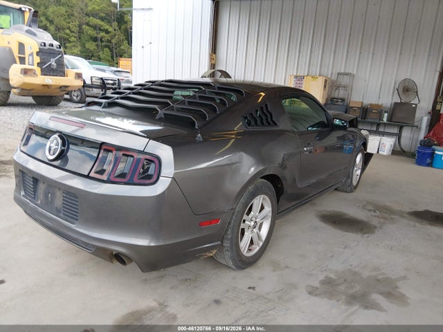 46120766 :رقم المزاد ، 1ZVBP8AM8E5313857 vin ، 2014 Ford Mustang V6 مزاد بيع