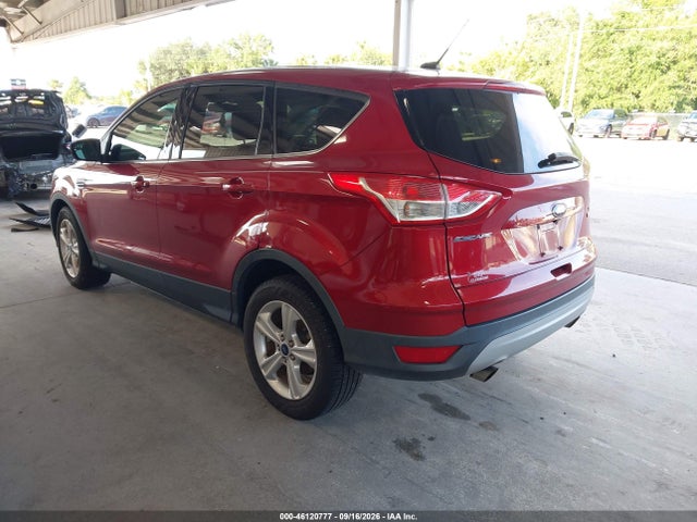 46120777 :رقم المزاد ، 1FMCU0GX4FUA57531 vin ، 2015 Ford Escape Se مزاد بيع