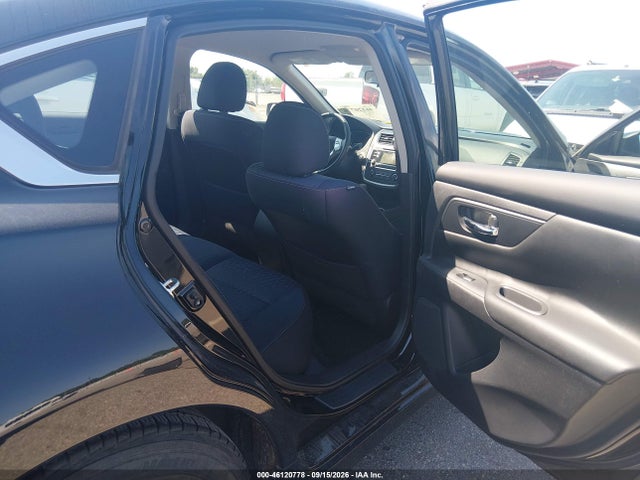 Продаж на аукціоні авто 2018 Nissan Altima 2.5 S, vin: 1N4AL3AP2JC233909, номер лоту: 46120778