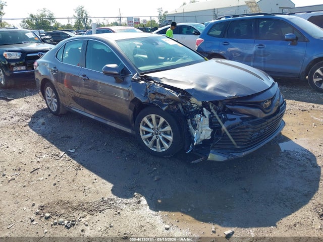 Продажа на аукционе авто 2020 Toyota Camry Le, vin: 4T1C11AK3LU887988, номер лота: 46120781