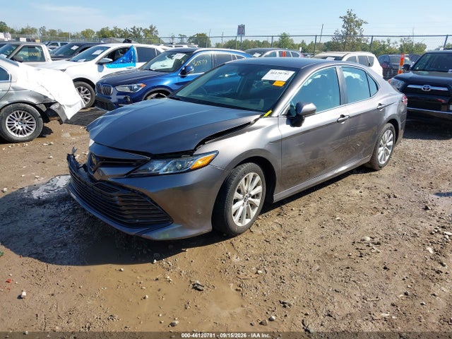 Продажа на аукционе авто 2020 Toyota Camry Le, vin: 4T1C11AK3LU887988, номер лота: 46120781