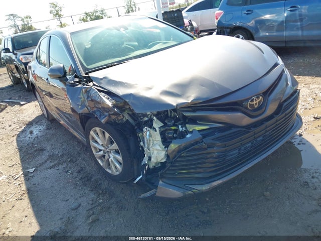 Продажа на аукционе авто 2020 Toyota Camry Le, vin: 4T1C11AK3LU887988, номер лота: 46120781