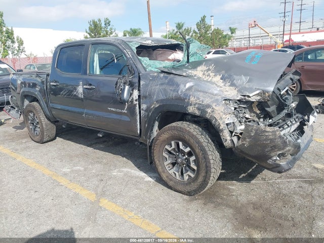 2016 Toyota Tacoma Trd Off Road მანქანა იყიდება აუქციონზე, vin: 3TMCZ5AN8GM036732, აუქციონის ნომერი: 46120817
