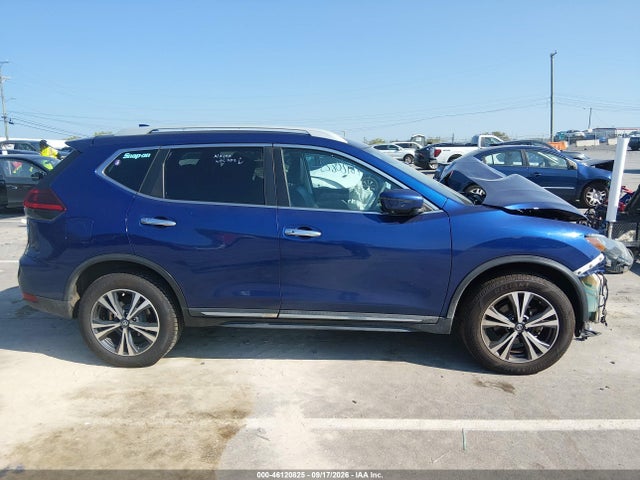 5N1AT2MVXJC744391 Nissan Rogue Sl