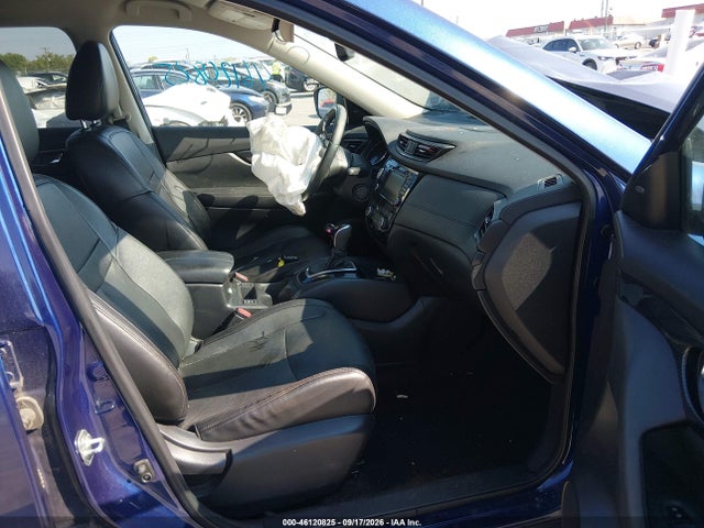 5N1AT2MVXJC744391 Nissan Rogue Sl