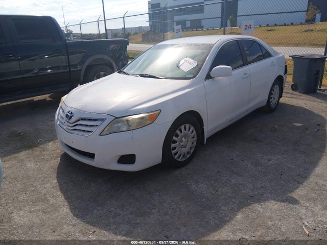 46120831 :رقم المزاد ، 4T1BF3EK5BU642904 vin ، 2011 Toyota Camry Le مزاد بيع