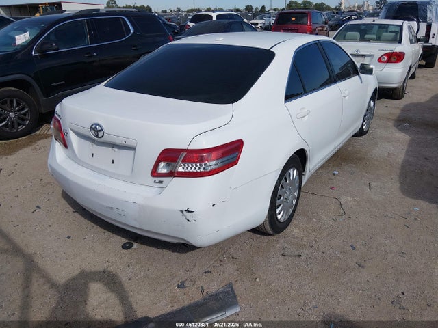 46120831 :رقم المزاد ، 4T1BF3EK5BU642904 vin ، 2011 Toyota Camry Le مزاد بيع
